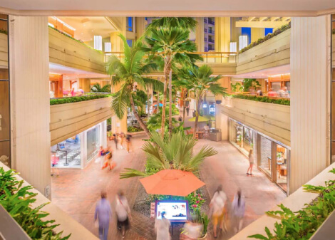 Pualeilani Atrium Shops