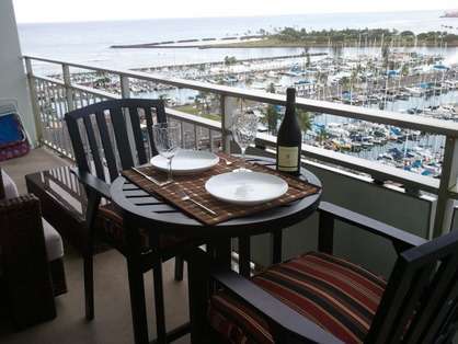 Dinner on the Lanai                               
