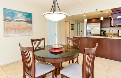 Expansive Kitchen & Dining Area                   
