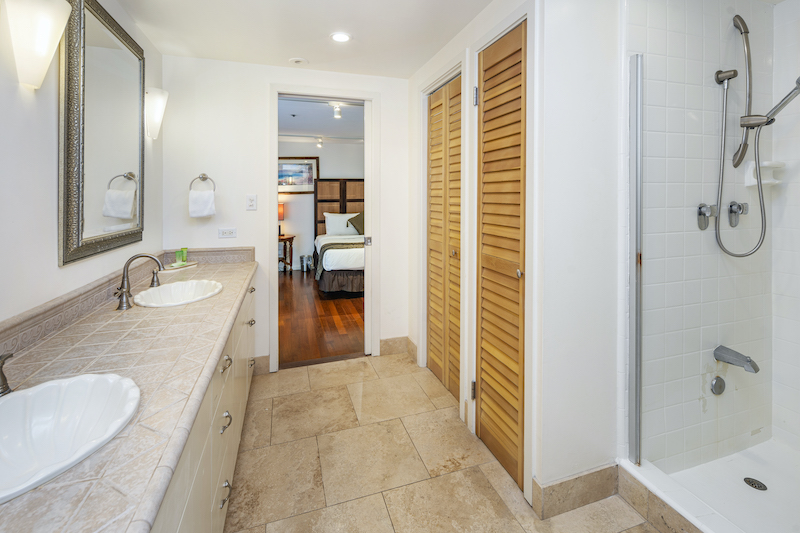 Beautiful Guest Bathroom