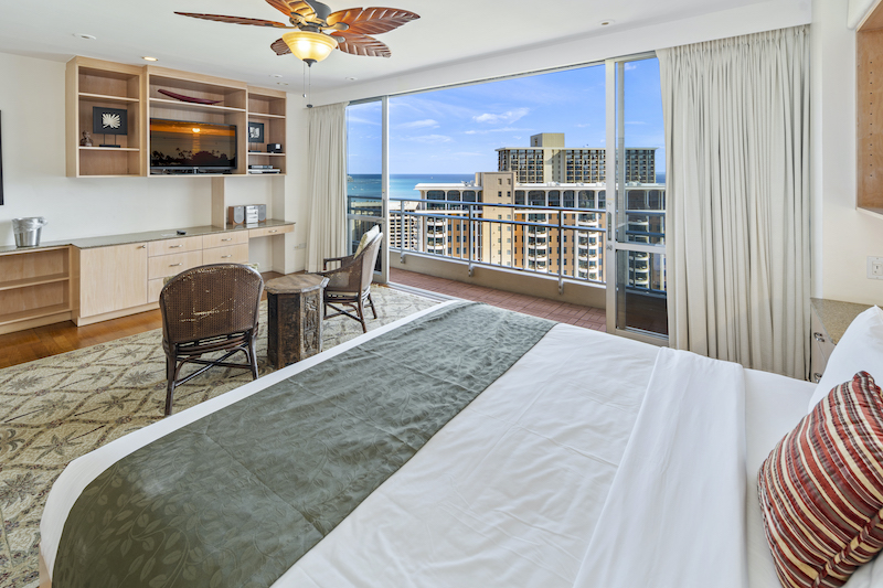 Large Master Bedroom with Awesome Views