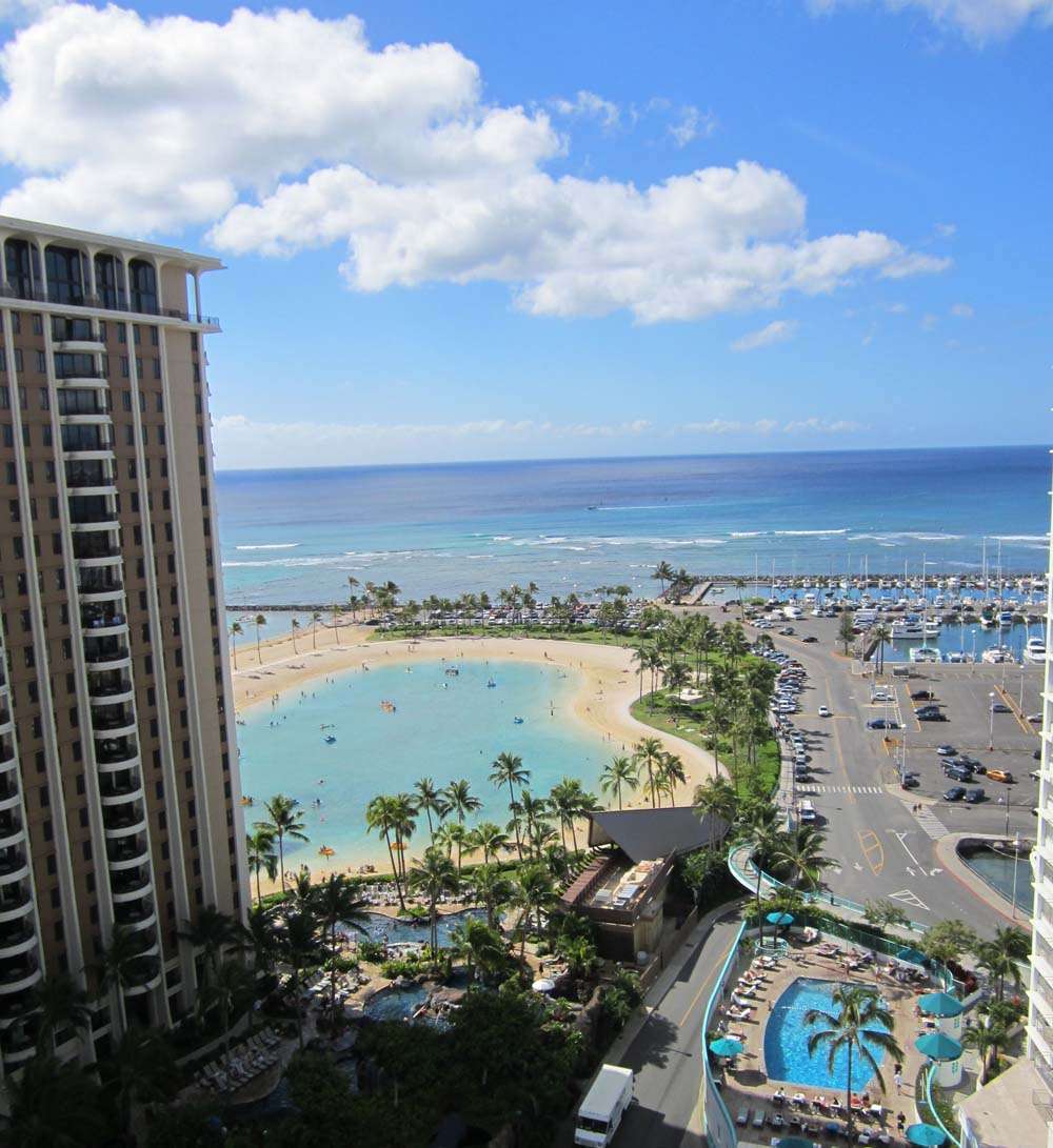 Ilikai Pool & Waikiki Beach                       