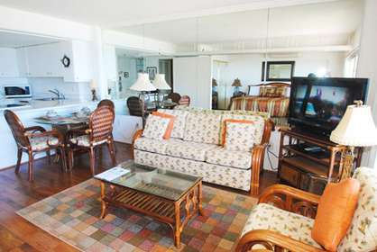 Spacious Living Area w/ sofa bed                  