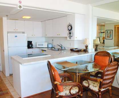 Full Kitchen w/Dishwasher                         