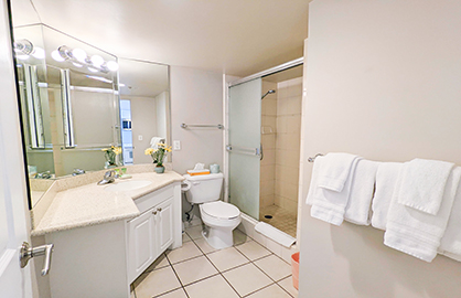 Spacious Bathroom & Walk-in Shower