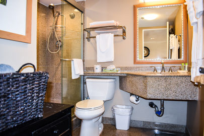 Beautiful Spacious Bathroom