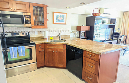 Custom Kitchen with Dishwasher