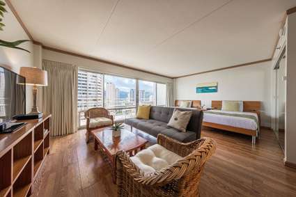 All hardwood floors                               