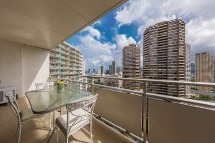 120sf Lanai