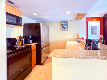 Fully Equipped Kitchen for a Comfortable Stay