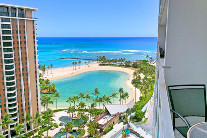 Lagoon Beach Views                                