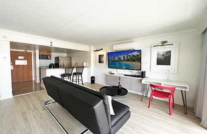 Modern Living Area w/ New Large Flat TV           