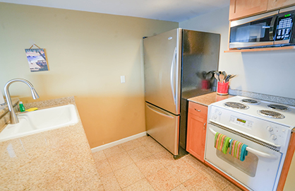 Granite Full Kitchen                              