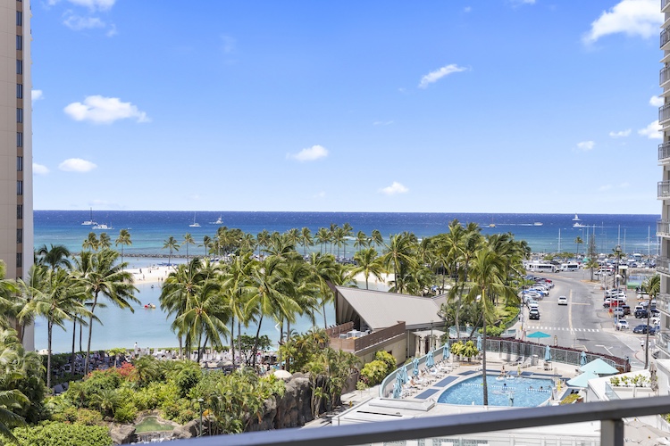 Direct Ocean Views