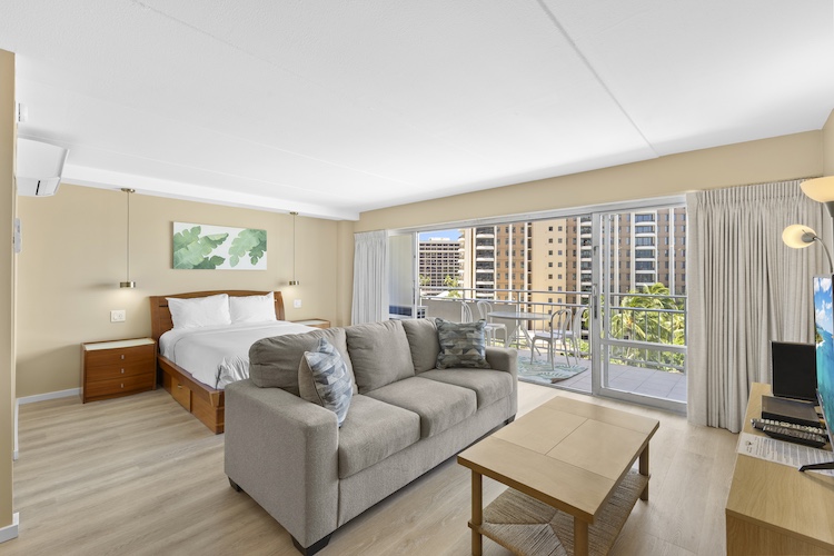 Living area w/Sofa Bed                            