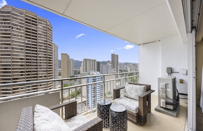 Waikiki City Views from the Lanai